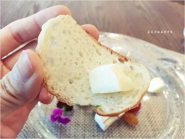 起司-法式可麗餅搭堅果起司盤