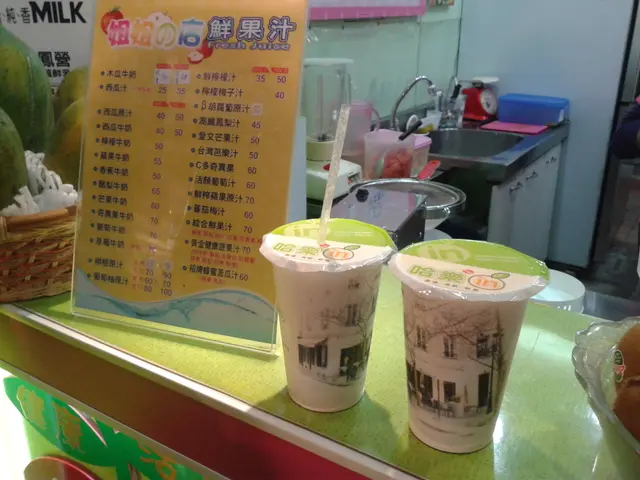 芒果牛奶及綜合果汁