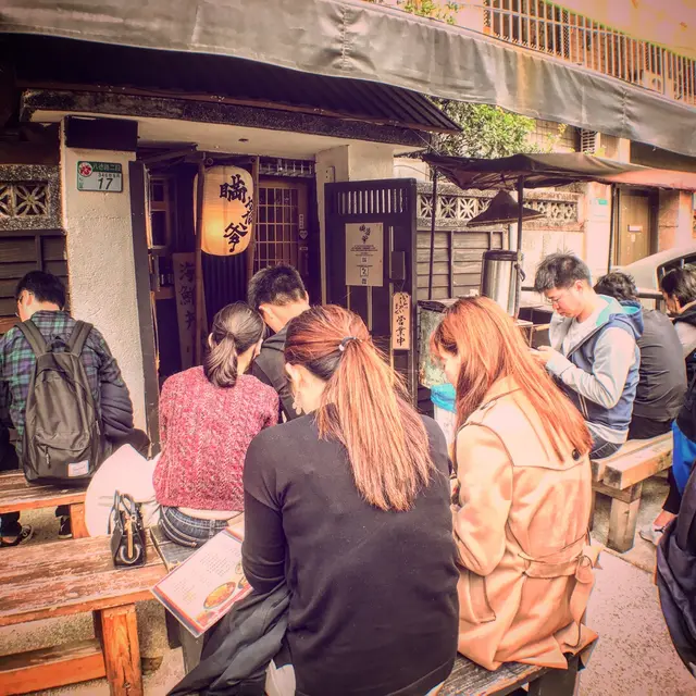 中午12:00門面已在等候,另外加上小弟Instagram 的風格😝