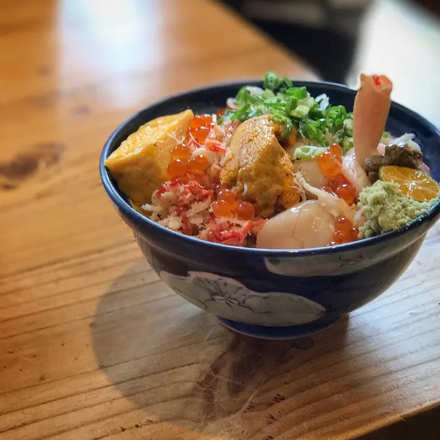 松葉蟹海膽干貝丼