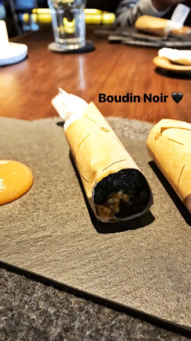 里面的口味浓厚的糯米配上苹果泥  一点都不腻  喜欢