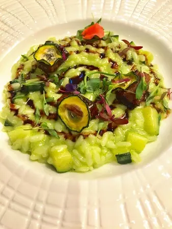 綠櫛瓜鰻魚燉飯