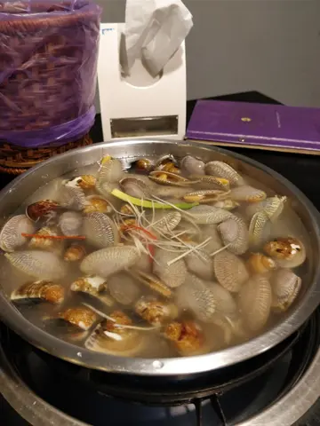 一品花雕雞鍋