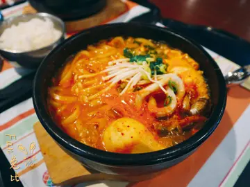 泡菜湯鍋飯