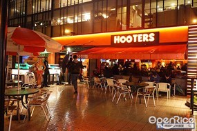 慶城 HOOTERS美式餐廳