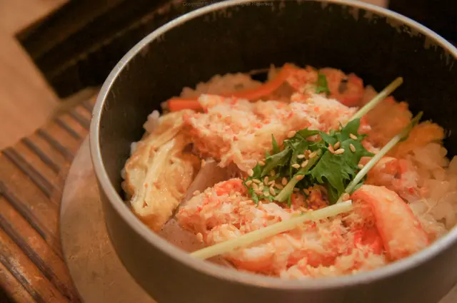 蟹肉釜飯