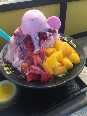 strawberry smoothies with mango one 