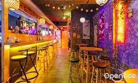 Min shelter cocktail bar 巷內酒吧