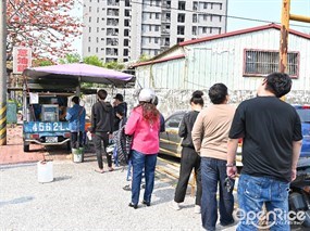 蔥油餅發財車