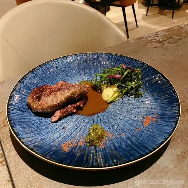 牛小排|油封馬鈴薯|炭烤青龍椒| 伯那西泡沫醬