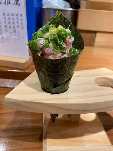 吞拿魚蓉手卷