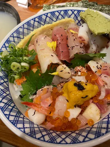 綜合雜錦魚生飯