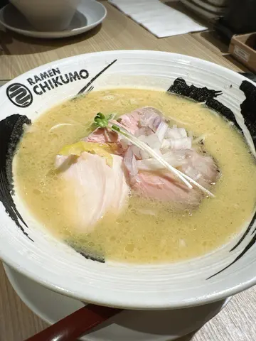 濃厚雞白湯拉麵