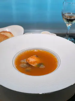 鮭魚海鮮清湯