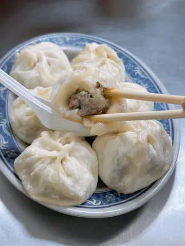 爆漿小籠包