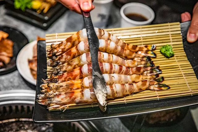 三柒燒肉專門店｜澎湖大明蝦吃到飽！隨便吃都回本超狂日本A5和牛燒烤吃到飽