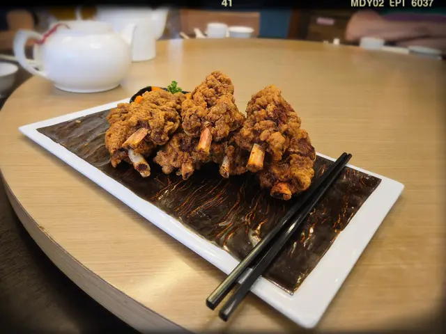 蓬萊排骨酥（NT 300）