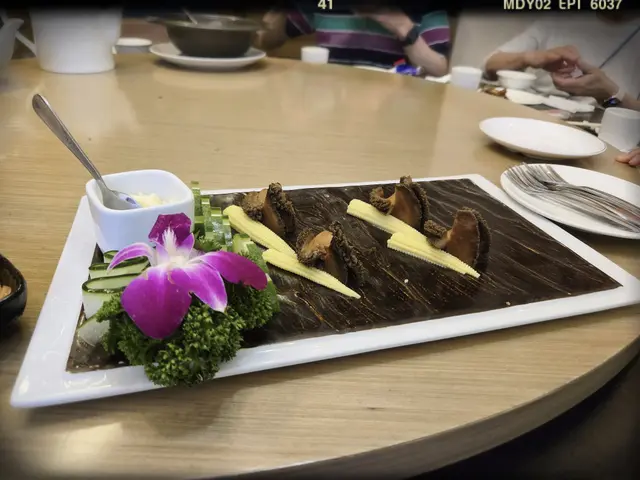 主廚特製秘滷鮑魚（NT 480/顆）