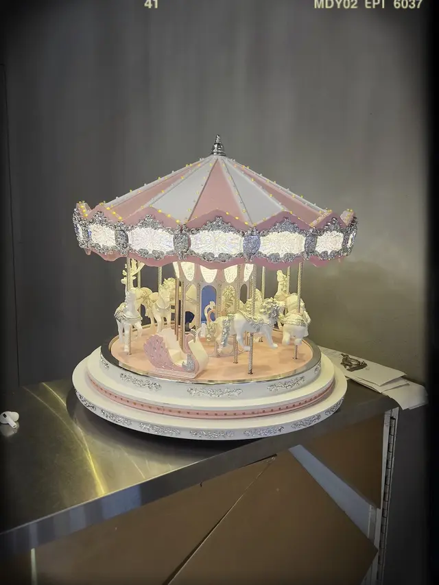 旋轉木馬擺設